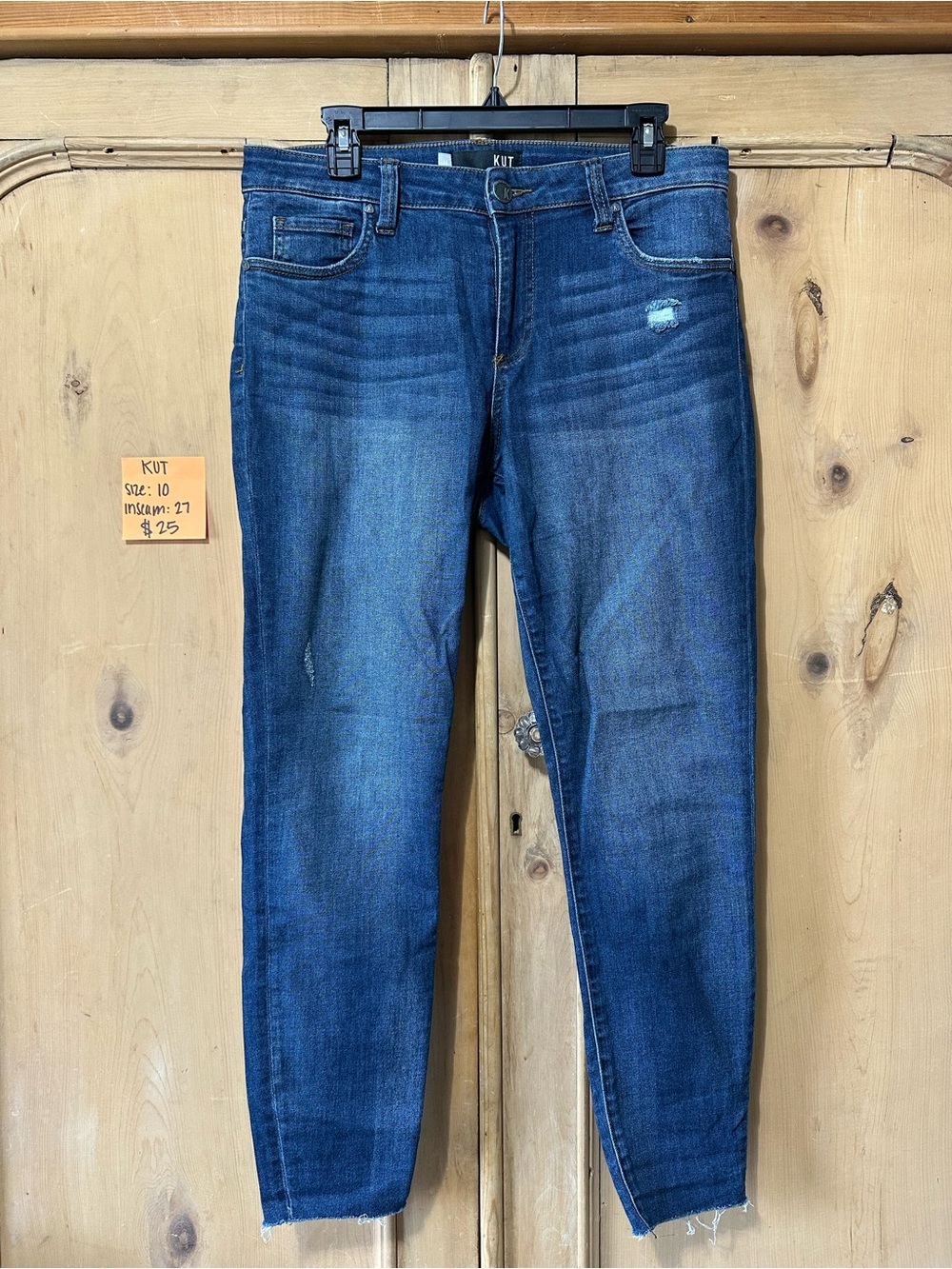 Kut from the Kloth Medium Blue Ankle Crop Slim Jeans